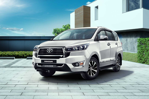 toyota-innova-crysta-ac-6-seater